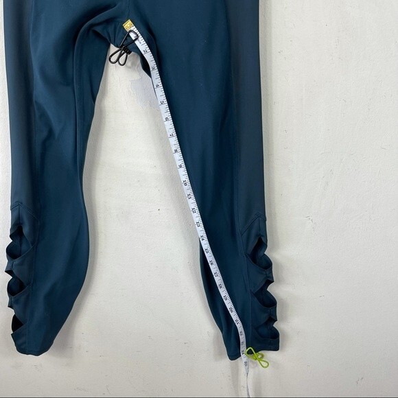 Athleta Cobra Tight Leggings Ankle Crop Criss Cross Cutout Abyss Teal S 158847 - Picture 15 of 16